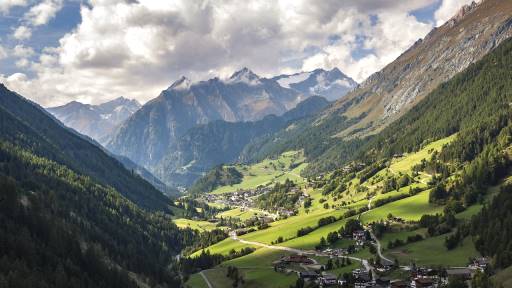 Unterwegs in den sterreichischen Alpen (Bild: pixbay.com, alpin-dorf-wandern-praegraten-4552654)