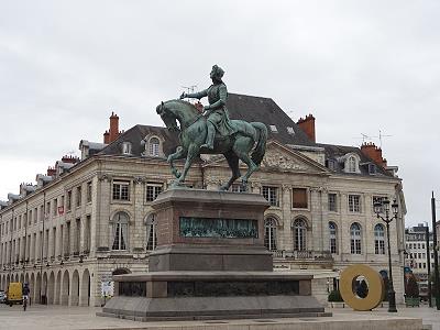 Jeanne d'Arc als kriegerische Reiterin ...