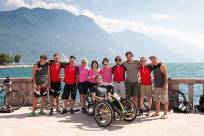 Glcklich angekommen: Felix und sein Team in Riva am Gardasee ...