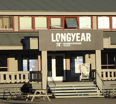 78 Nord und mehr: In der City von Longyearbyen