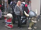 Troll- und Wikingerfan beim shoppen: Heidi in Oslo ...