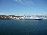 Gegenber: Die `Sovereign von pullmantur ...