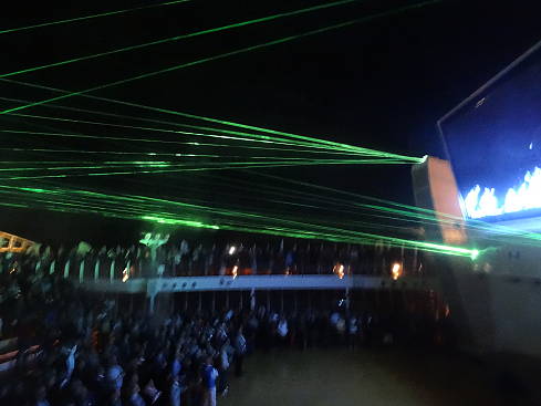 ... und eine Lasershow ...