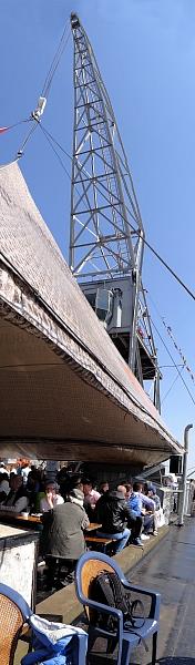 Grillen auf dem Schwimmkran ...