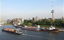 Morgendliche Einfahrt in Rotterdam ... Morgendliche Einfahrt in Rotterdam ...