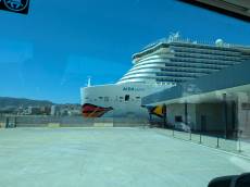 Ein Riesentrumm erwartet uns ... Ein Riesentrumm erwartet uns ...