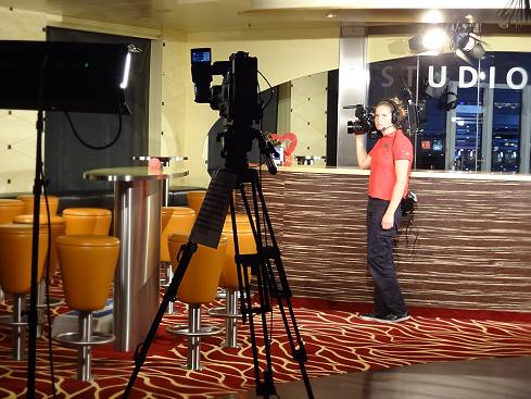 Auch das Schiffs-TV ist immer bereit ...