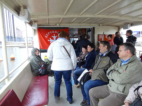 Feuchte Frhlichkeit macht sich breit ...