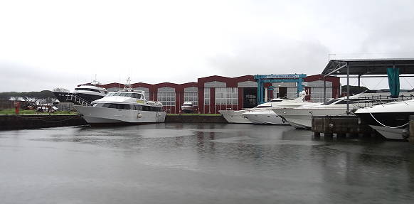 Auch die wollen mal direkt vom Arno nach Livorno ...