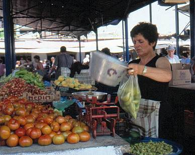 ... und Markt in Elbasan ...