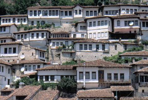 Malerische Kulisse in Berat ...