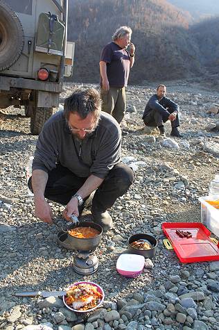 Es muss gekocht werden: "Ein leerer Sack steht nicht ..."
