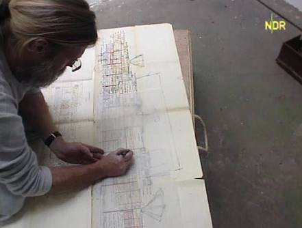 Klaus Behrends preparing his artwork