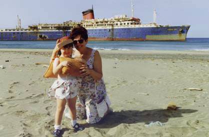 Vor Ort mit vierjhriger Tochter Sarah ...