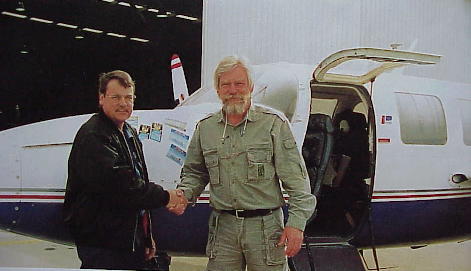 Heiko Teegen mit Hans Bannink: Nach der 50h-Stunden Kontrolle ...