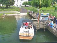 Wer will hier umsteigen aufs Wassertaxi?