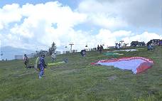 Er wartet heute am lngsten ...