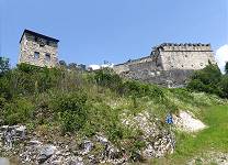 Burg Landskron naht ...