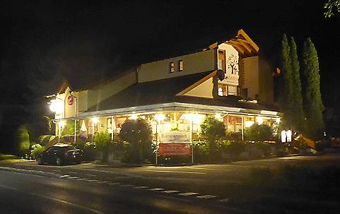 Noch Pltze frei in "Tamaras Restaurant" ...