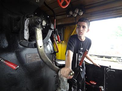 Schwere Arbeit auf dem Lokfhrerstand ...