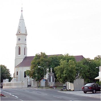 Die Kirche von Markt St. Martin ...