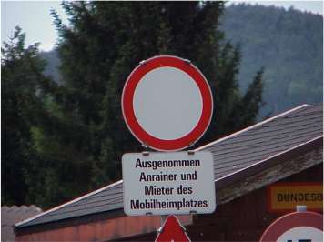 Hier geht nix mehr: Camper unerwnscht ...