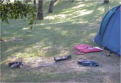 Unsere Nachbarn: Unter Alkohol wird es manchmal doch etwas chaotisch!