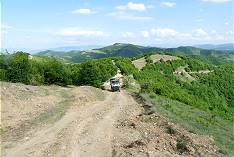 Steilauffahrt zum Fu des Felsgipfels