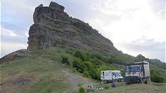 Unter dem Felsenturm ...