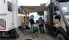 Ein trockener Sitzplatz wird eingerichtet ...