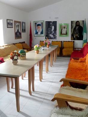 Schlichter Innenraum ...