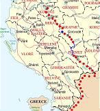 Sdalbanien-Route, blau-dnn die Sandpiste