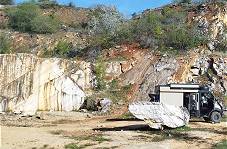 Nachtplatz im alten Marmorsteinbruch von Alun