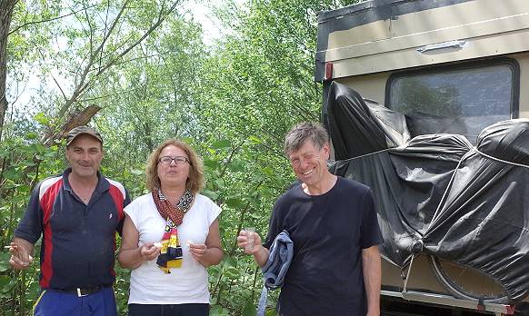 Freundlicher Bauer und Quellenbesitzer ...