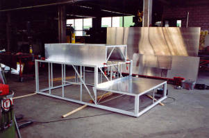 Blechbeplankung mit 1,5 mm Alublech ...