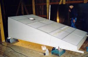 Mrz 2003: Klappdach mit Alurohrgestell, ausgefacht mit Styropor
