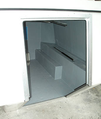 T�rrahmen und Innenraum ...