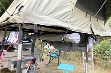 Blick auf den R�hrenk�cher f�r die Warmluftschl�uche