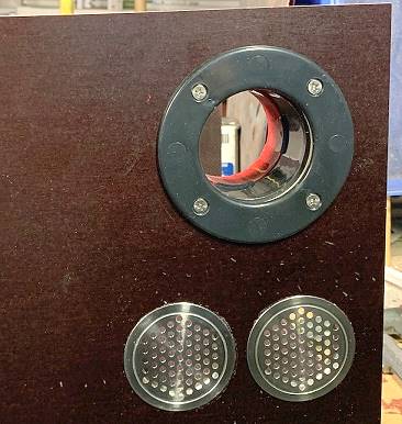 Seitenwand mit Ein-/Auslass Flansch und Verbrennungslufteinlssen