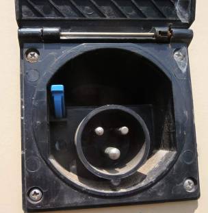 Landstrom-Steckdose fr CEE-Stecker