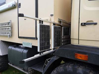 Die Leiter wird eingehängt ... Die Leiter wird eingehängt ...