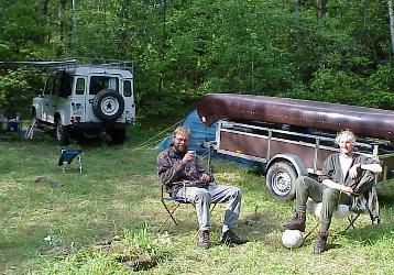 ... berall enstehen Lagerpltze ...