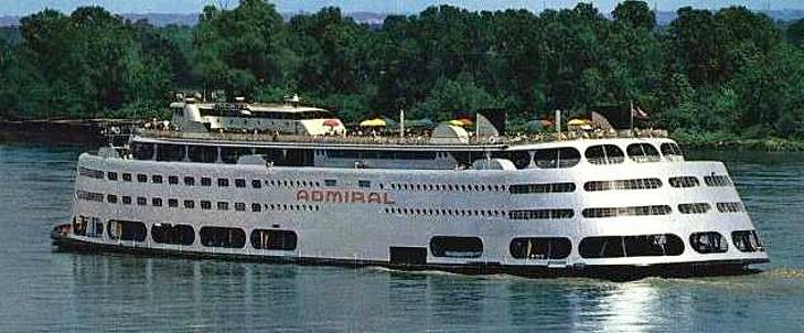 Ähnlichkeiten sind gewollt ... Ähnlichkeiten sind gewollt ...