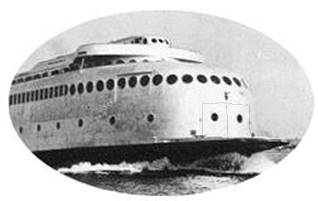 Klapptore am Bug ...