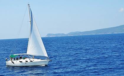 Bootsführerschein beim Auslandsurlaub ..?  (Bild: Pixabay.com)