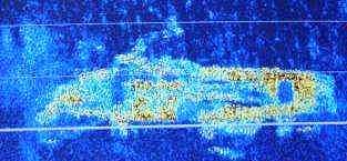 Sonarbild eines Flugzeugtrgers ...