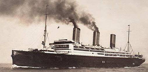 Die USS VATERLAND ...