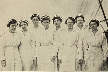 Glcksfall fr das Schiff: Navy Krankenschwestern an Bord ...