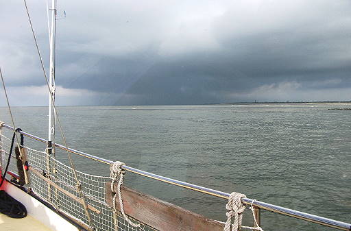 Riesenschauer aus dem Norden naht ... Riesenschauer aus dem Norden naht ...