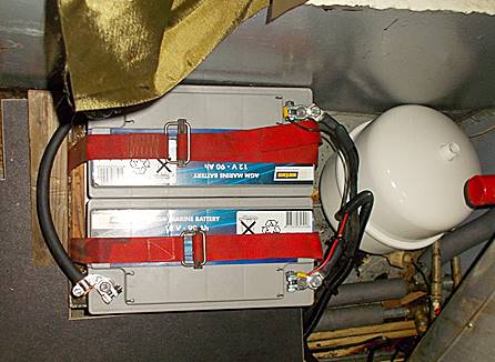 Zwei neue Starterbatterien ...